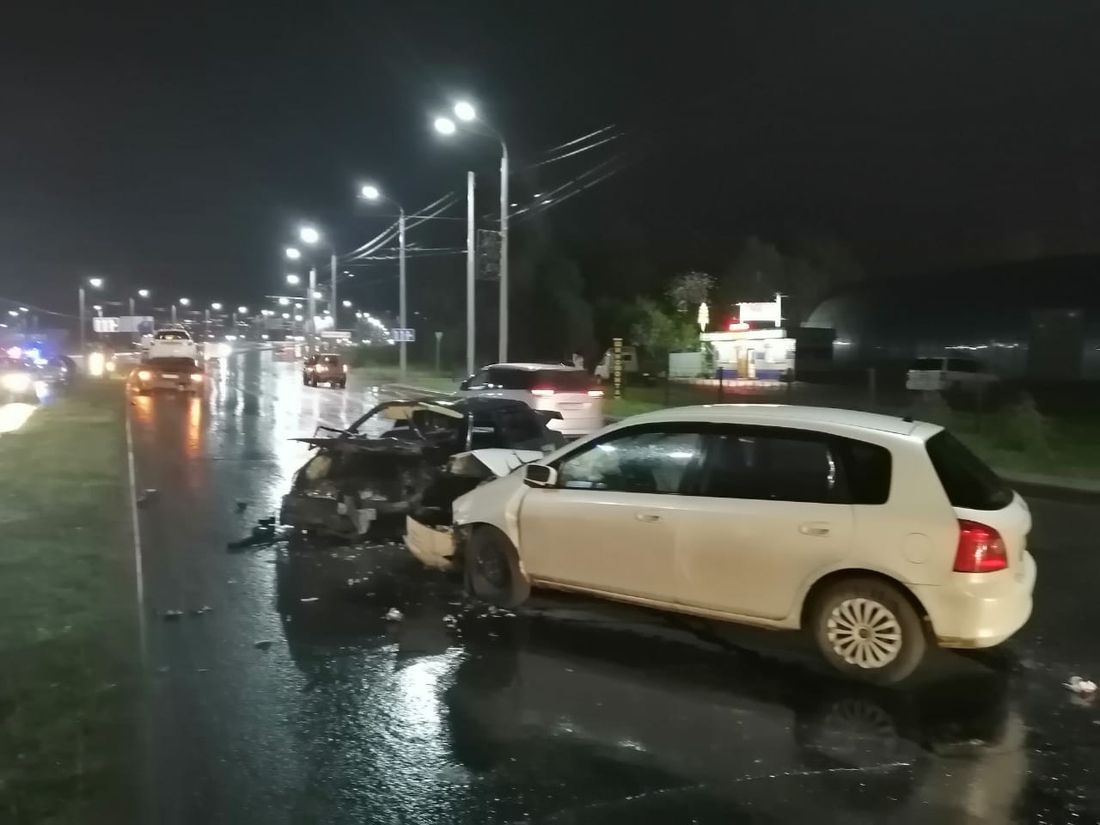 Происшествия, Томские новости, авария ДТП врезались пострадали сводка происшествий дорожная обстановка Шестерых доставили в больницу после тройного ДТП в Томске (ФОТО)