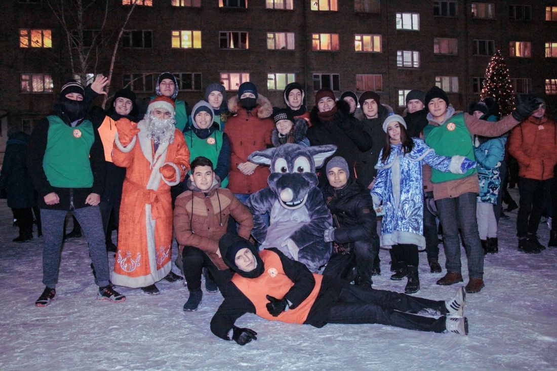 ТГАСУ, Томские новости, ТГАСУ Новый год праздник студенты образование развлечения общага Студенты и сотрудники ТГАСУ встретили Новый год соревнованиями и конкурсами от Деда Мороза