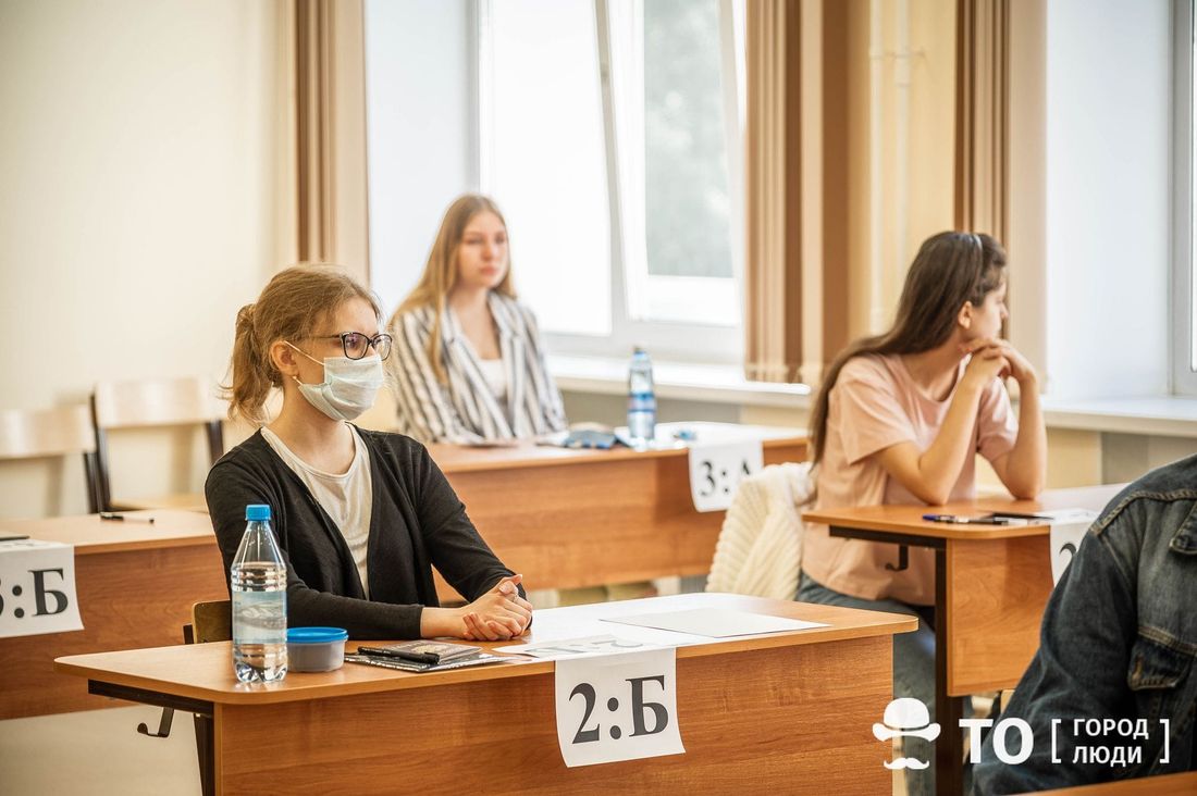 Коронавирус (Covid-19), Образование и наука, Томские новости, коронавирус школа карантин томские новости новости интересное эпидемия пандемия covid-19 Два класса закрыты на карантин в томской школе из-за коронавируса у матери двух учениц
