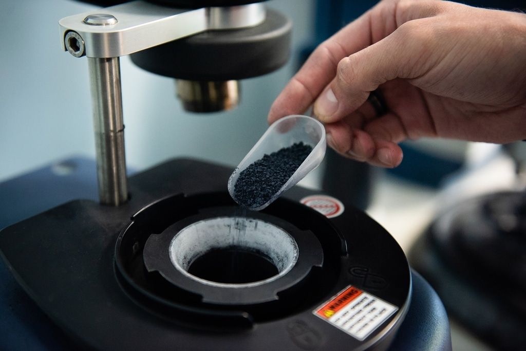 Образование и наука, ТГУ, Томские новости, томск AlMgB14 керамика скользкая самосмазывающаяся Ученые ТГУ впервые в России синтезировали самую твердую и самосмазывающуюся керамику для оборудования