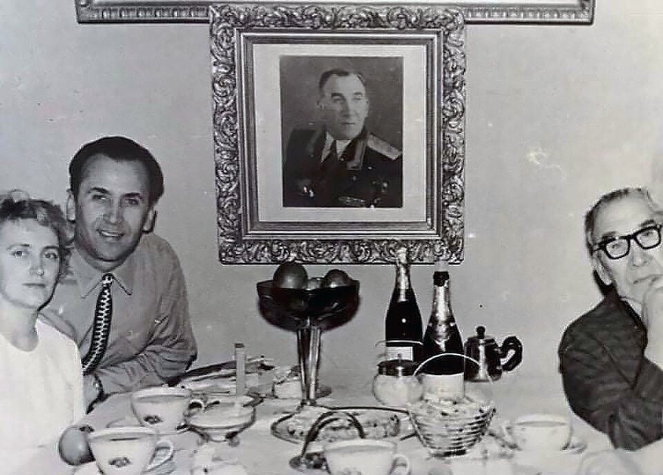 Краеведение, Люди, Люди Томска, Профессорская квартира, Томские новости, профессорская квартира фотоальбом музей Выяснилась история загадочного фотоальбома генерал-майора Воскресенского в «Профессорской квартире»