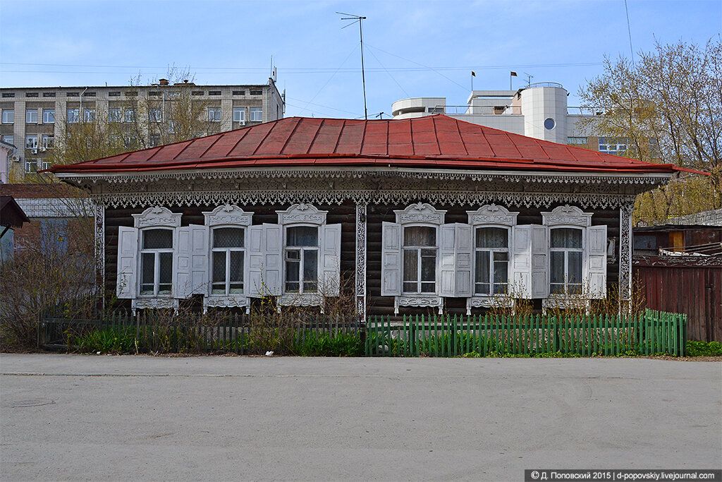 Томский Обзор, новости, Деревянная архитектура, Мировые новости деревянная архитектура новосибирска сохранение зодчества продам дом куплю дом недвижимость в новосиб В центре Новосибирска продают дом с резными наличниками за 6 млн руб