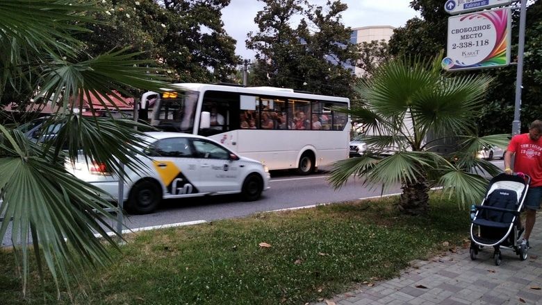 Томский Обзор, новости, Мировые новости Сочи турист Новосибирск масочный режим жара курорт сервис Турист из Новосибирска рассказал о несоблюдении масочного режима в Сочи