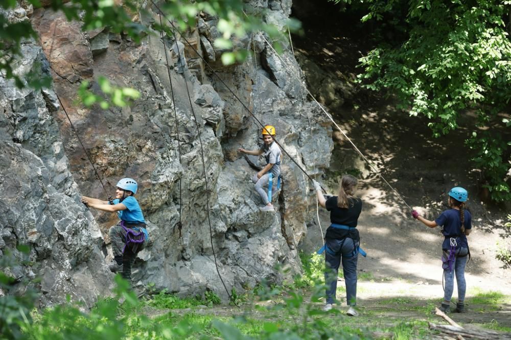 Газпромнефть-Восток, Томские новости, Томск Газпромнефть-Восток спорт рафтинг скала Дюймовочка Скала «Дюймовочка» и рафтинг на Басандайке: в Томске проходят летние сборы для любителей активного отдыха
