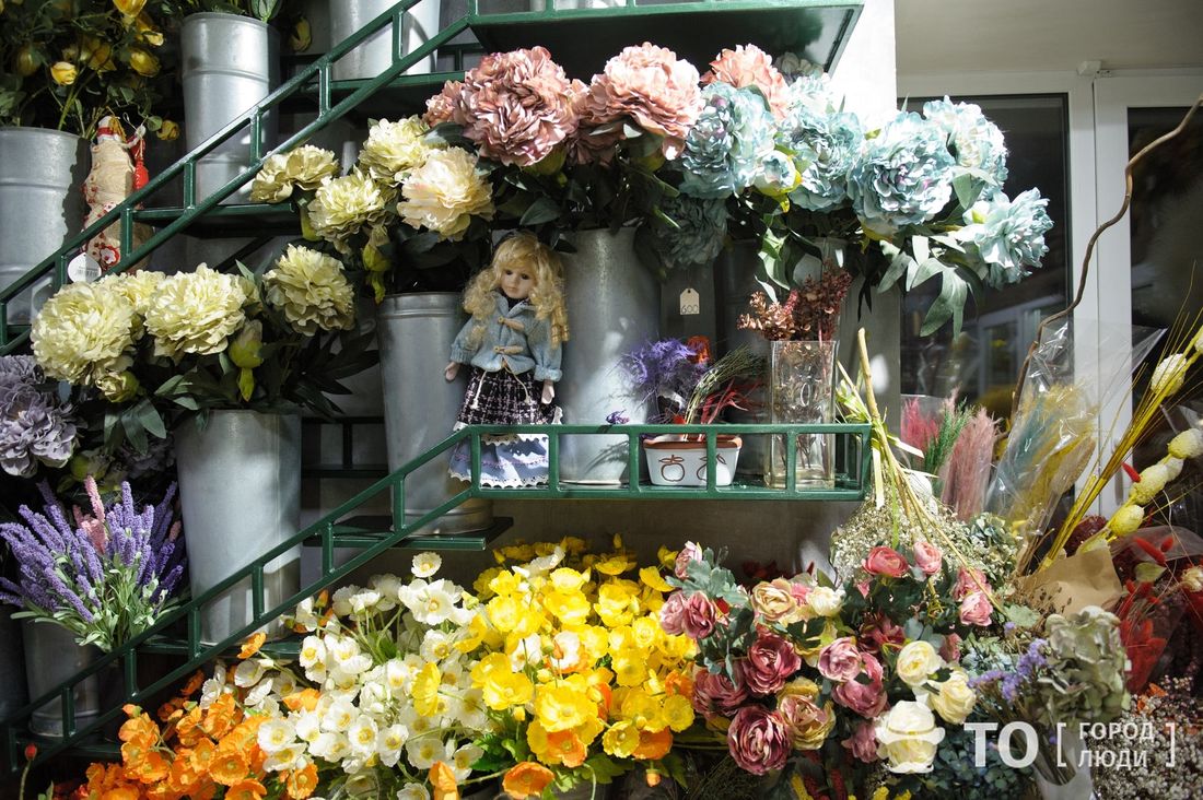 Бизнес, Томские новости, цветы сырье поставки комплектующие внешнеполитическая ситуация Томские флористы пока не ожидают перебоев с поставками
