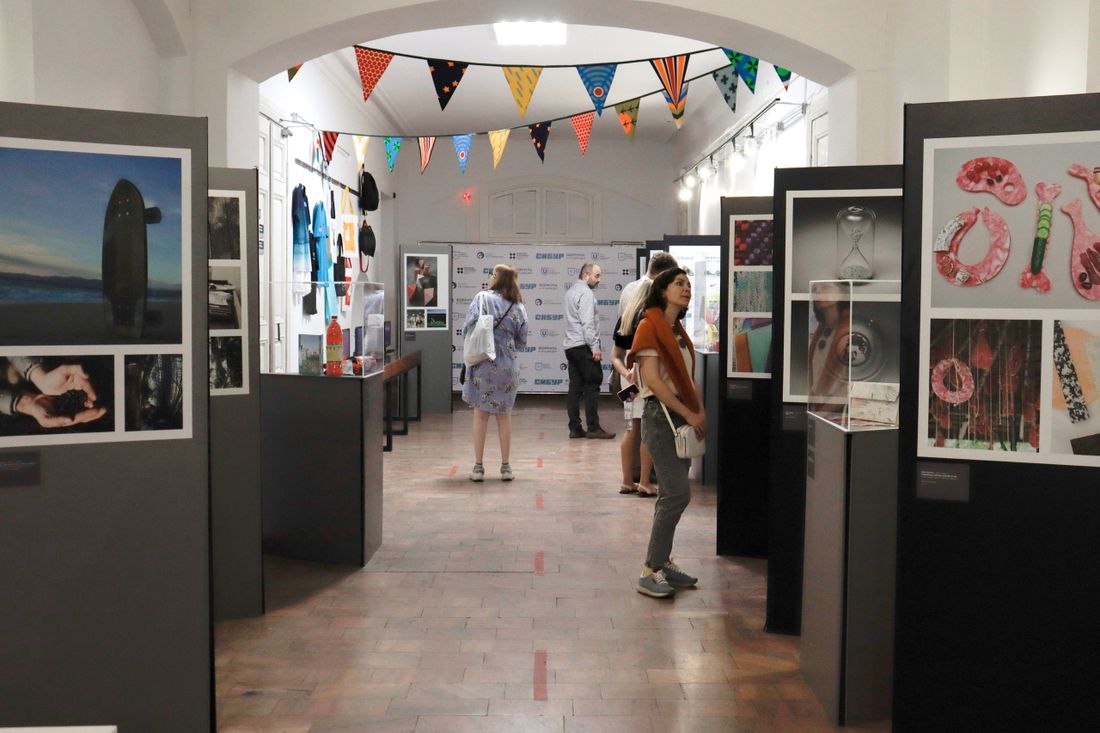 Афиша Томска, Культура в Томске, ТГУ, Томские новости, афиша томск новости интересное томск тгу искусство пластик выставка Томичей приглашают на бесплатные экскурсии по выставке «Фантастик пластик»