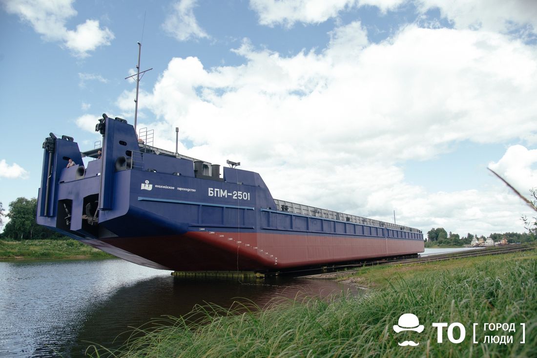 Город, Предприятия Томска и области, Томские новости, завод судно интересные новости Томска томская промышленность заказы Самусьский судозавод завершил контракт на 10 барж для Енисейского пароходства