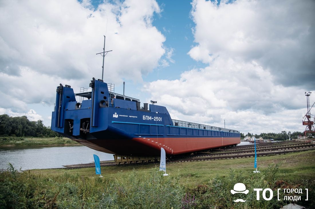 Предприятия Томска и области, Томские новости, завод спустил на воду спуск баржи самуськи Самусьский судостроительный завод спустил на воду первую из 10 барж для Енисейского пароходства