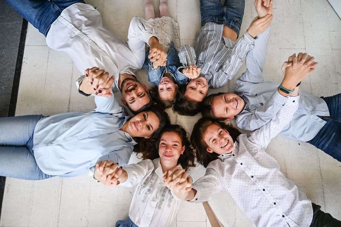 Благотворительность, Томские новости, благотворительность поддержка детей-сирот помощь интересные новости Томска Для приёмных родителей в Томской области запустили онлайн-программу