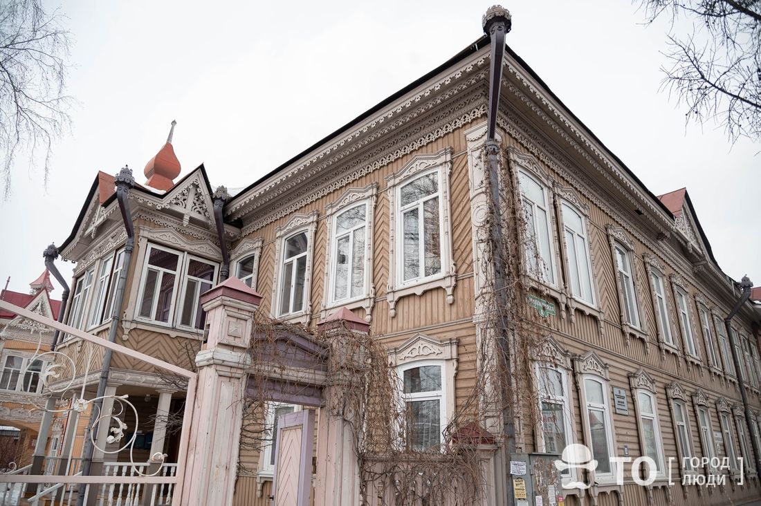 Архитектура и дизайн, Город, Деревянная архитектура, Томские новости, Туризм в Томске, туризм томск новости интересное пешеходный памятник архитектура деревянная архитектура На ул. Красноармейской в Томске отреставрируют ворота у деревянных памятников архитектуры