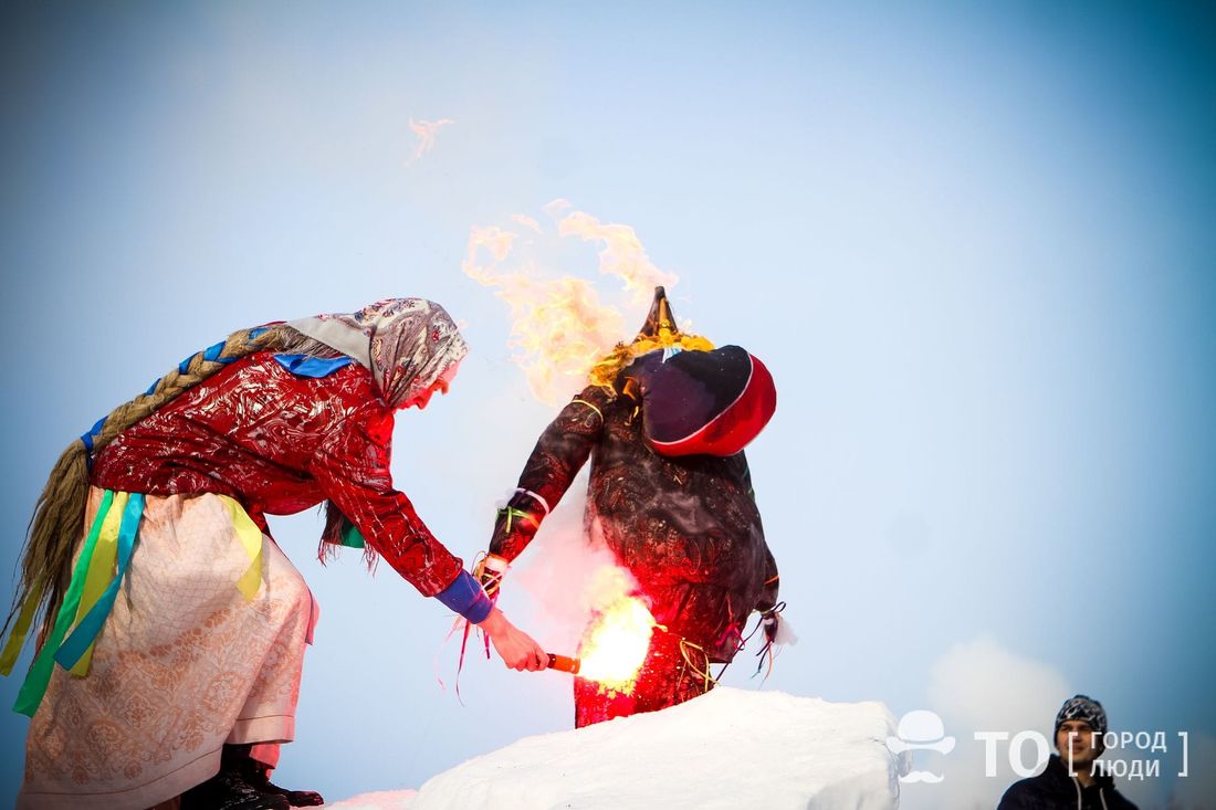 Еда, Праздники, Томские новости, гуляния масленица интересные новости Томска праздники куда сходить В воскресенье в центре Томска пройдут масленичные гуляния с пиротехническим шоу