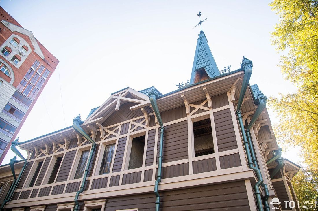 Деревянная архитектура, Дом за рубль, Томские новости, Дом за рубль Томск новости интересное регион 70 деревянная архитектура Дом за рубль в Томске. 5 фактов о доме с грифонами на Тверской