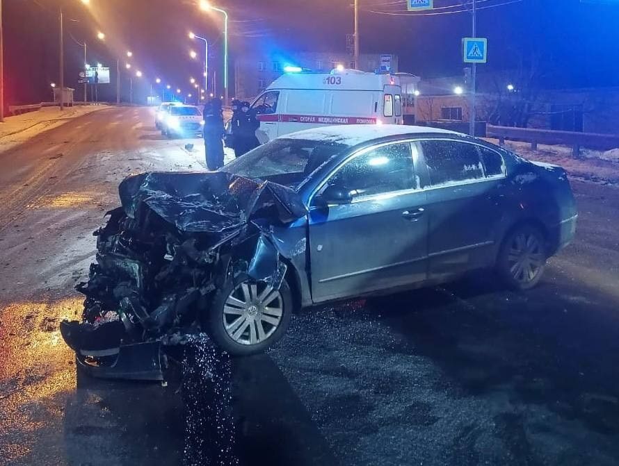 Происшествия, Томские новости, авария ДТП врезались пострадали сводка происшествий жесть Томска интересные новости дорожная обстано Водитель иномарки пострадал при столкновении с патрульным УАЗом в Томске