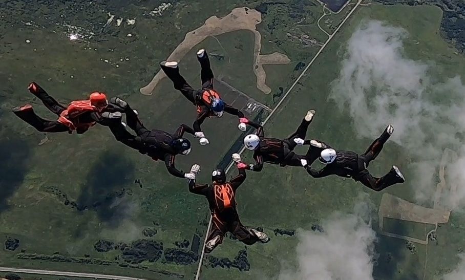 Спорт, Спорт в Томске, Томские новости, спорт парашютисты интересные новости Томска чемпионат турнир выиграли интересные новости Томска Томские парашютисты стали вторыми на чемпионате России