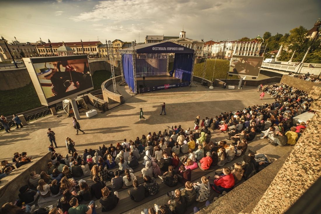 Культура в Томске, Томские новости, кино фильмы смотреть онлайн интересные новости Томска культура куда сходить бесплатные мероприятия к В первые дни осени в Томске пройдёт фестиваль уличного кино