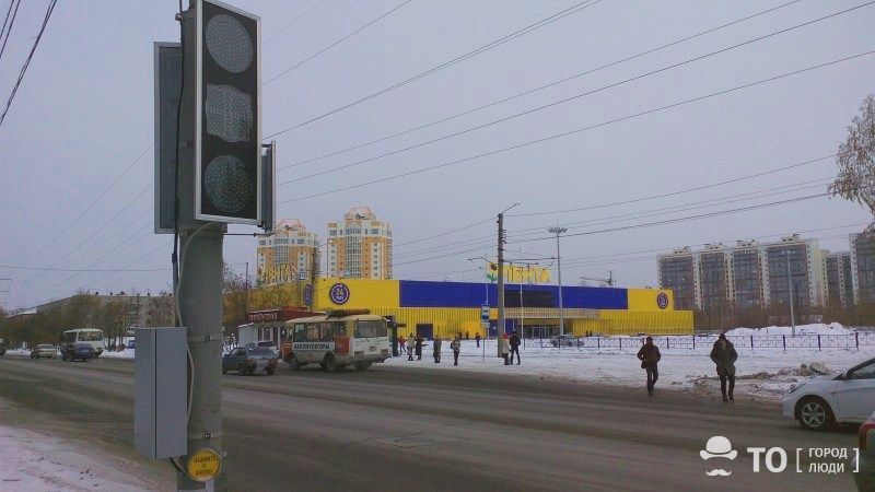 Город, Происшествия, Стихия в Томске и области, Томские новости, упали деревья ветер непогода свалило интересные новости Ветер повредил два светофора и три дорожных знака в Томске