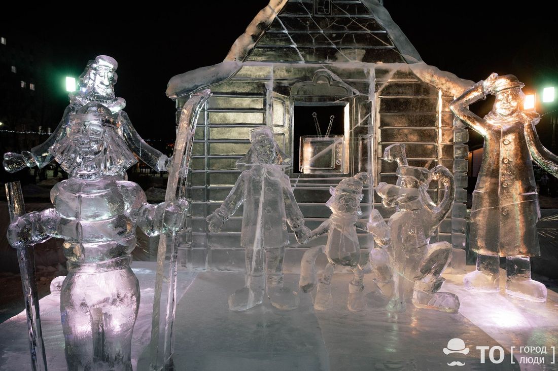 Город, Новый год ❄, Томские новости, лед интересные новости Томска фигуры весна капель погода в Томске потепление В Томске демонтируют ледовые фигуры на Ново-Соборной площади