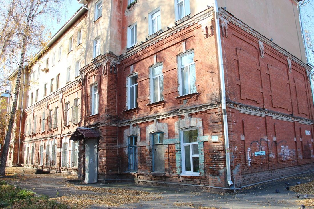 Архитектура и дизайн, Памятники, Томские новости, объект охрана культурное наследие интересные новости Томска Томский ансамбль артиллерийских казарм и Офицерский флигель стали объектами культурного наследия