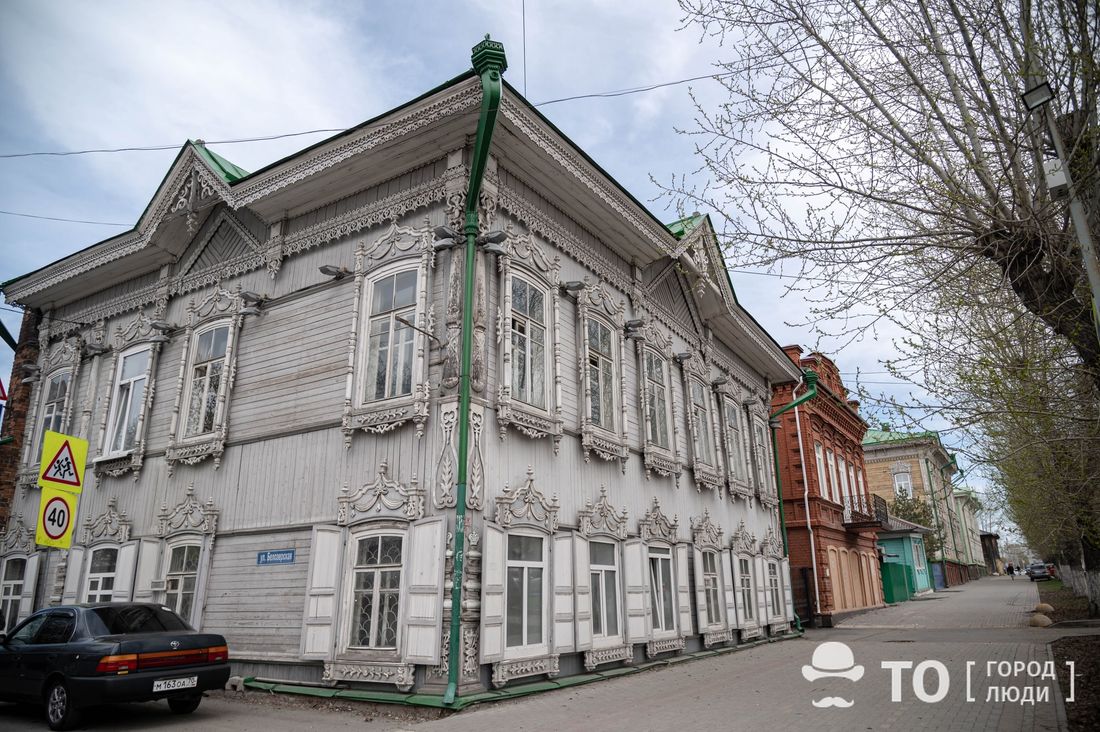 Город, Деревянная архитектура, Происшествия, Томские новости, пожар горит огонь сводка происшествий деревяшки наследие деревянная архитектура Томска интересные но В Томске в деревянном доме из списка-701 произошел пожар