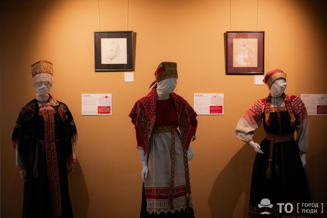 Афиша Томска, Город, Культура в Томске, События, Томские новости, томск новости интересное афиша 80 лет победы фото выставка музей куда сходить Томичам представили выставку традиционных костюмов, спасенных женщинами в годы войны