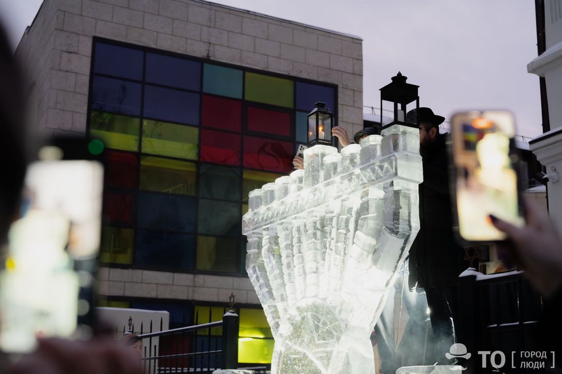 Город, Томские новости, менора ханука праздники интересные новости Томска В Томске зажгли ледяную менору