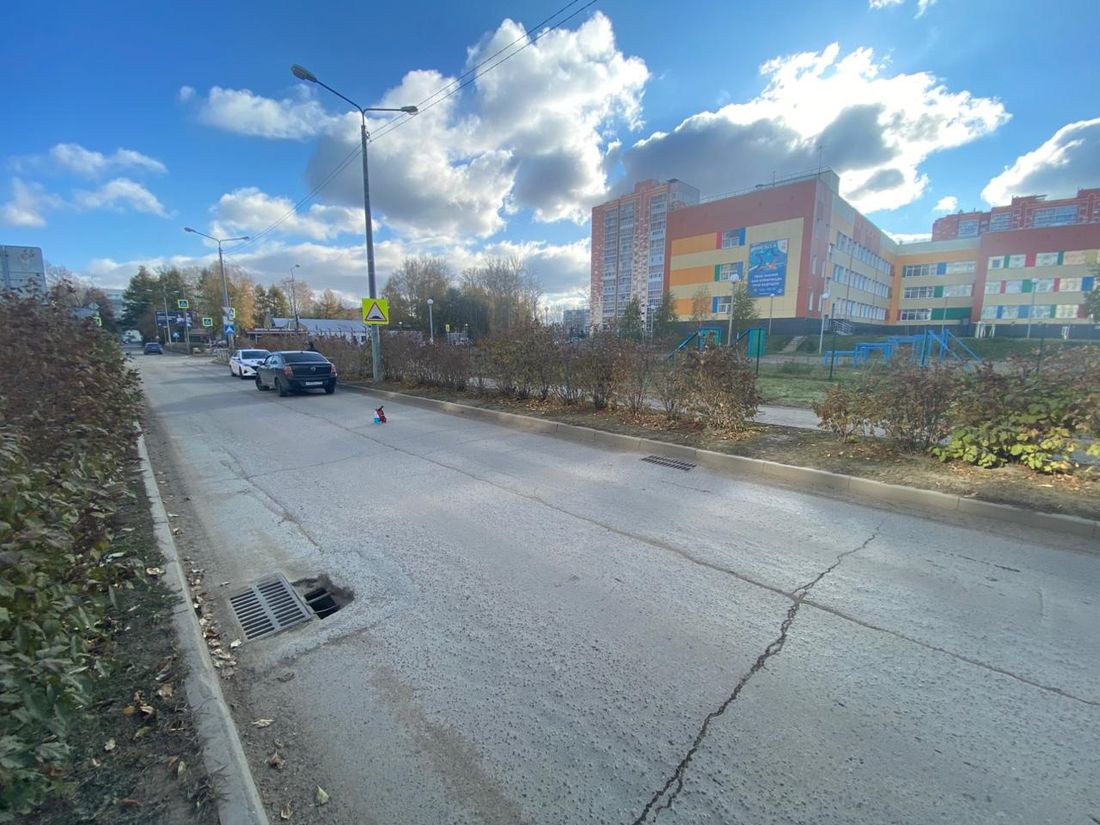 Город, Происшествия, Томские новости, интересные новости Томска сводка происшествий жесть дорожная обстановка Шестилетний мальчик попал под колеса иномарки в томском микрорайоне Радонежский