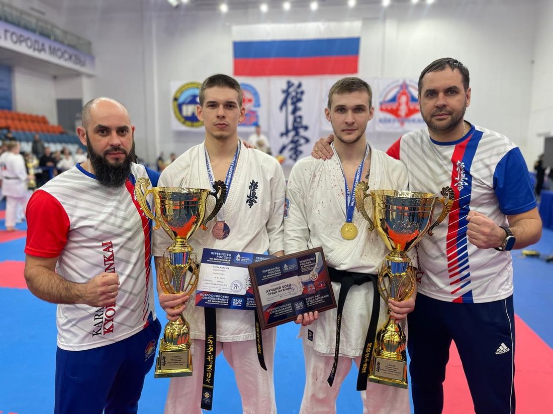 Город, Спорт, Спорт в Томске, Томские новости, спорт карате интересные новости Томска Томские спортсмены привезли три медали чемпионата России по киокусинкай