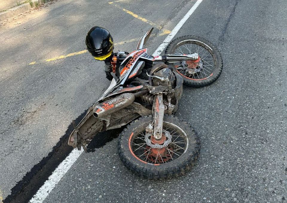 Город, Происшествия, Томские новости, авария ДТП сводка происшествий жесть Томска дорожная обстановка интересные новости Подросток погиб при столкновении питбайка и иномарки на трассе в Томской области