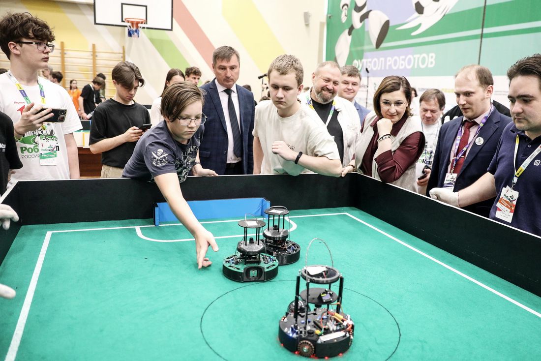 Город, Ростелеком, Томские новости, интересные новости Томска ИТ IT программирование для студентов Роботы в прямом эфире: «Ростелеком» обеспечил трансляцию чемпионата «РобоКап Россия 2025» в Томске