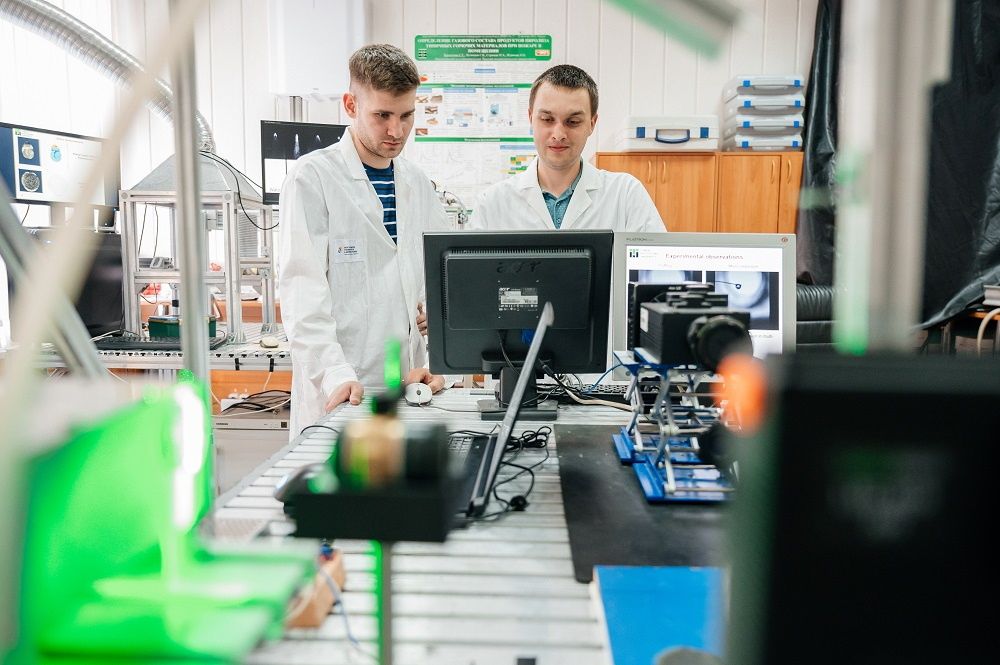 Город, Образование и наука, Томские новости, интересные новости Томска томская наука вузы политех Ученые ТПУ создали модель для точного предсказания размера дочерних капель