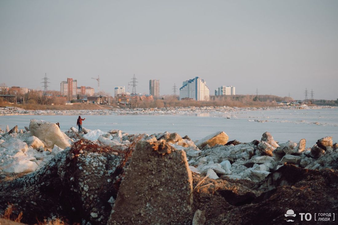 Город, Паводок, Томские новости, паводок ледоход интересные новости Томска движение ледовых масс уровни воды затопило подтопило Уровень воды в Томи в Томске продолжает расти
