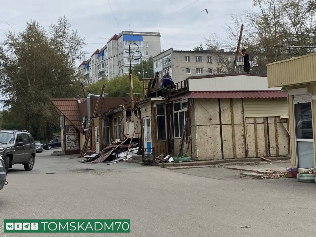 Город, Городское благоустройство, Томские новости, снос ларек благоустройство город интересные новости Томска торговые объекты наведение порядка в Томс В Томске сносят ларек на Лебедева