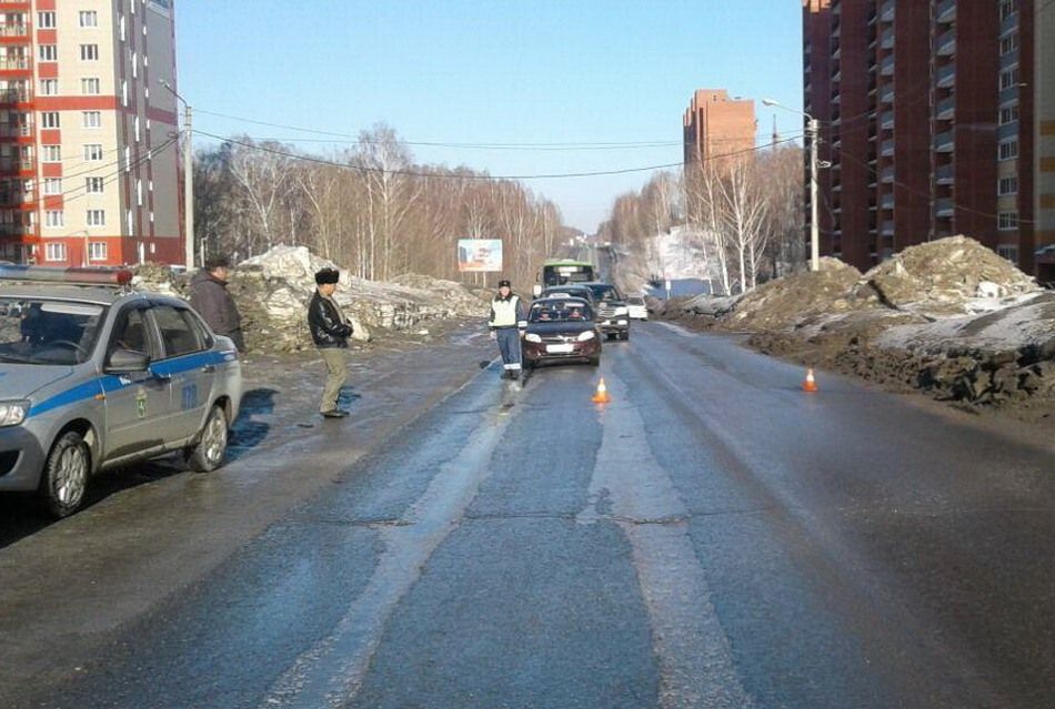 Происшествия, Томские новости, происшествие ДТП авария иномарка сбили ребенка В Томске ГАЗ сбил ребенка и врезался в иномарку