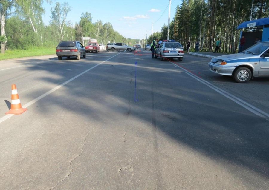 Происшествия, Томские новости, авария ДТП мотоциклист погиб умер Мотоциклист погиб при столкновении с Toyota на томской трассе