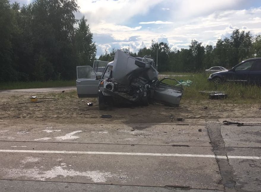 Происшествия, Томские новости, дтп авария КамАЗ нива умер смертельное ДТП погиб Пожилой водитель «Нивы» погиб в ДТП с КамАЗом на севере Томской области