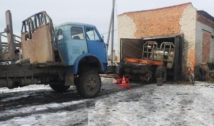 Происшествия, Томские новости, грузовики пилорама ДТП сводка аварий в Томской области В Томской области работника предприятия зажало между двумя грузовиками