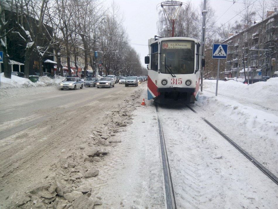 Происшествия, Томские новости, дтп сбили пешехода наехал трамвай пр.Кирова Трамвай сбил девушку на «зебре» в Томске