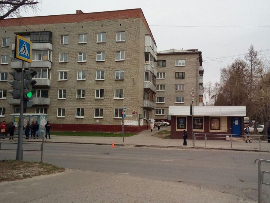 Происшествия, Томские новости, ДТП попал под колеса сбили подростка В Северске маршрутка сбила подростка, переходившего дорогу на «красный»