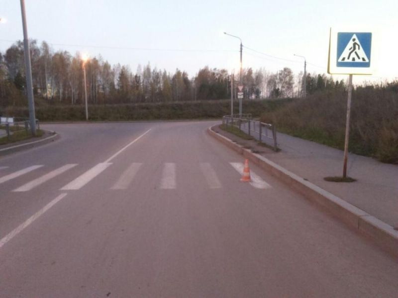 Происшествия, Томские новости, авария ДТП попала под колеса сбили девочку ребенок пострадал Девочка-подросток попала под колеса Lada в Томске, водитель доставил ее в больницу