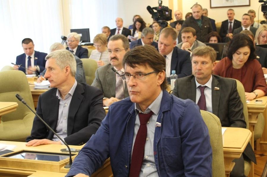 ЗД ТО, Томские новости, законодательная Дума Томской области облдума узаконить землю дом в собственность Депутаты томской Облдумы рассмотрели закон, упрощающий оформление участка в собственность