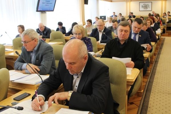 ЗД ТО, Томские новости, бюджет дума ЗД ТО деньги заседания депутаты Козловская Депутаты Томской облдумы рассмотрели поправки в бюджет на 2018 год