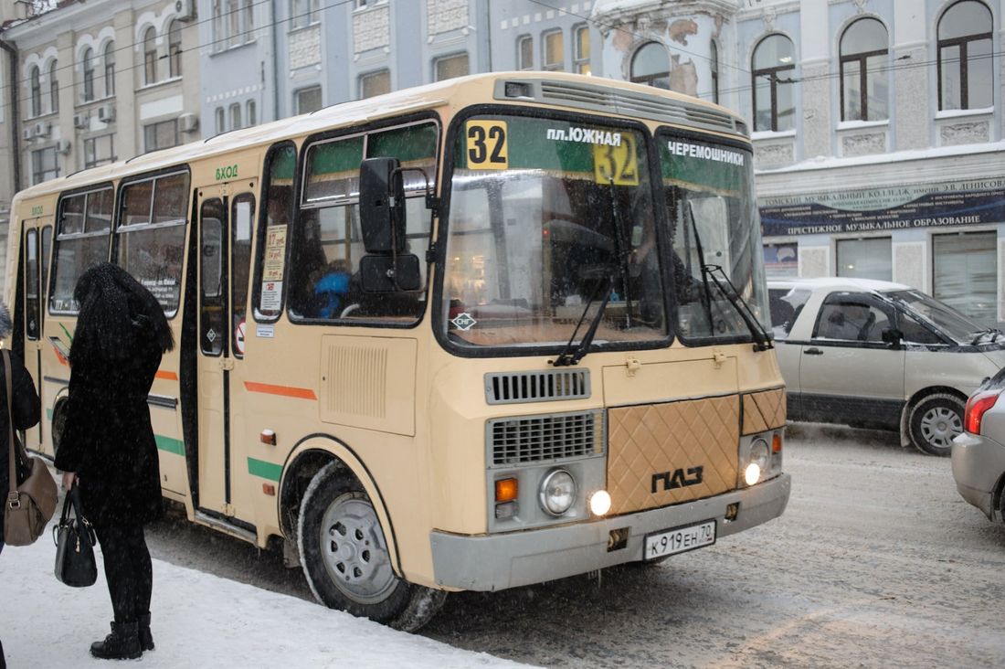 Общественный транспорт, Томские новости, расписание маршрутный транспорт цена маршрутки в новогоднюю ночь В новогоднюю ночь проезд в Томске будет стоить 30-35 рублей