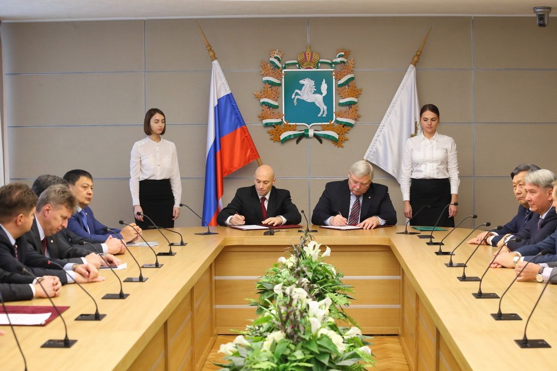 Медицина и здоровье, Томские новости, ПЭТ томография центр инвестиции бизнес медицина здравоохранение социальная сфера Губернатор подписал соглашение с институтом, который построит в Томске центр ПЭТ