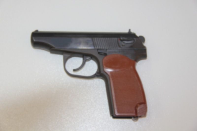 Криминал, Томские новости, стрелял по маршрутке пневматика хулиган В Томске задержали стрелявшего из пневматики по маршрутке