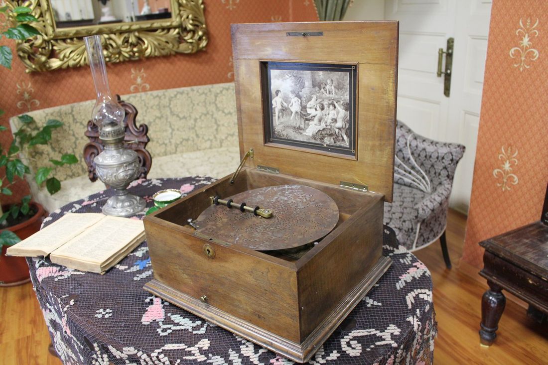 Культура в Томске, Томские новости, музей полифон музыкальный инструмент история Музей истории Томска вернул к жизни старинный музыкальный инструмент