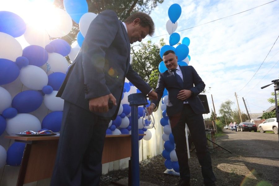 ЖКХ, Томские новости, вода колонка водоснабжение черем черемошники Шпальная Строевая улица За два месяца на две томские улицы провели центральное водоснабжение