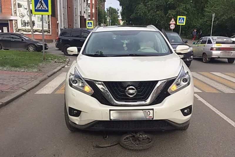 Происшествия, Томские новости, происшествия авария дтп дорожная обстановка врезались пострадал попал под колеса жесть Томска Девятилетний велосипедист попал под машину в Томске