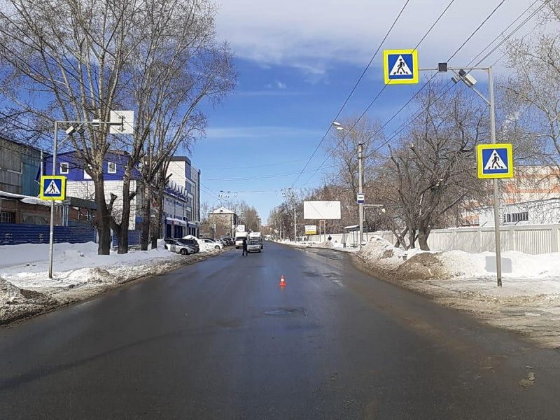 Происшествия, Томские новости, сбили попал под колеса пострадал ребенок сводка происшествий дорожная обстановка Подросток попал под колеса автомобиля на переходе у «Акватики» в Томске