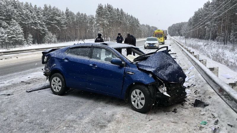 Происшествия, Томские новости, авария ДТП врезались пострадали сводка происшествий аварии жесть Томска Четверо пострадали при столкновении Kia Rio и грузовика с полуприцепом