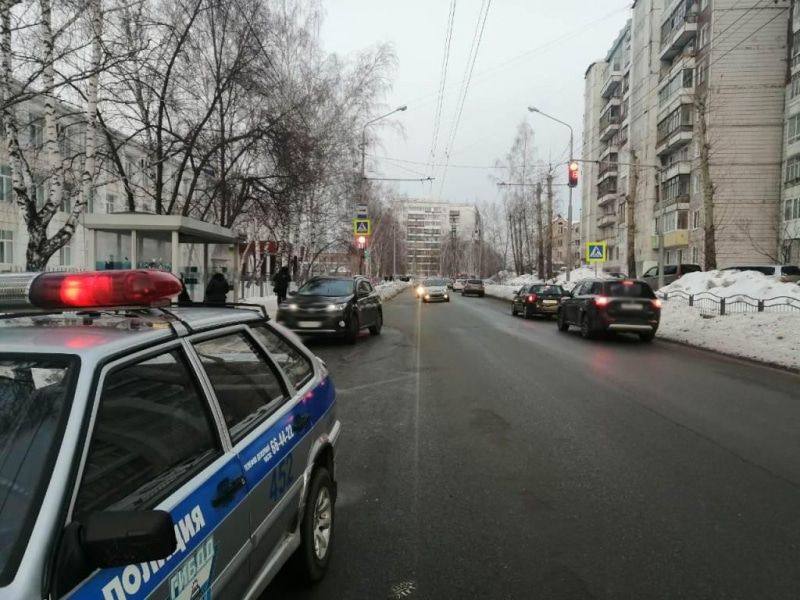 Происшествия, Томские новости, авария дтп сводка происшествий аварии в Томске жесть в Томске Восьмилетняя девочка попала под колеса иномарки в Томске